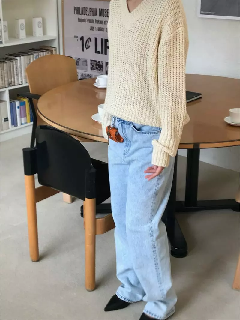 Charlotte - Korean Women Fashion - #womensfashion - 910 Light Blue  Jeans - 10