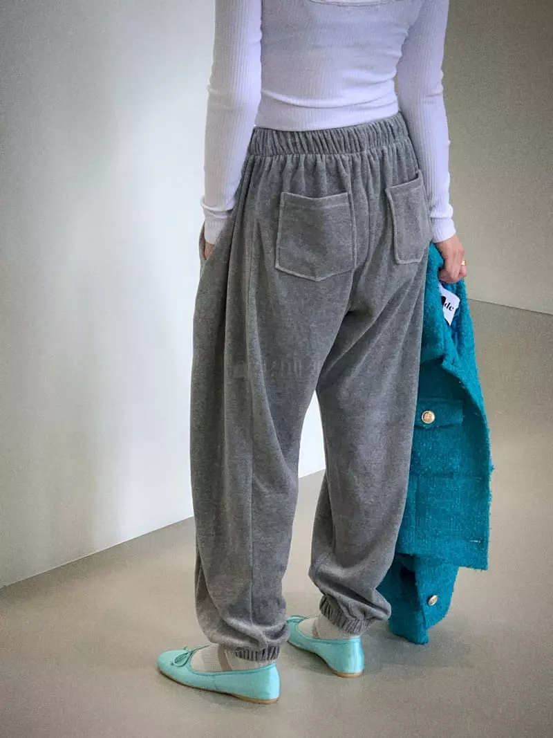 Clode - Korean Women Fashion - #momslook - Veloure Pants - 3