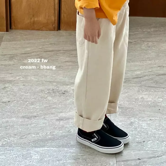 Cream Bbang - Korean Children Fashion - #kidsshorts - Stitch Wrinkle Wide Pants - 2