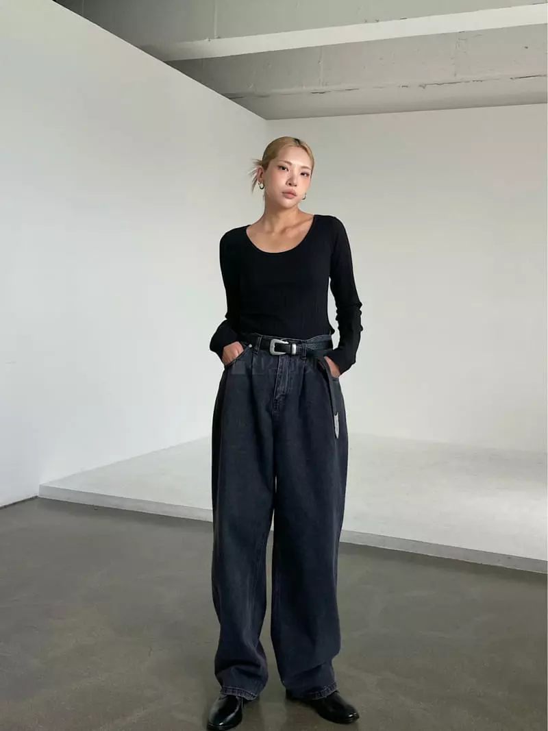 Creamvilla - Korean Women Fashion - #momslook - Fabric U Neck Tee - 5