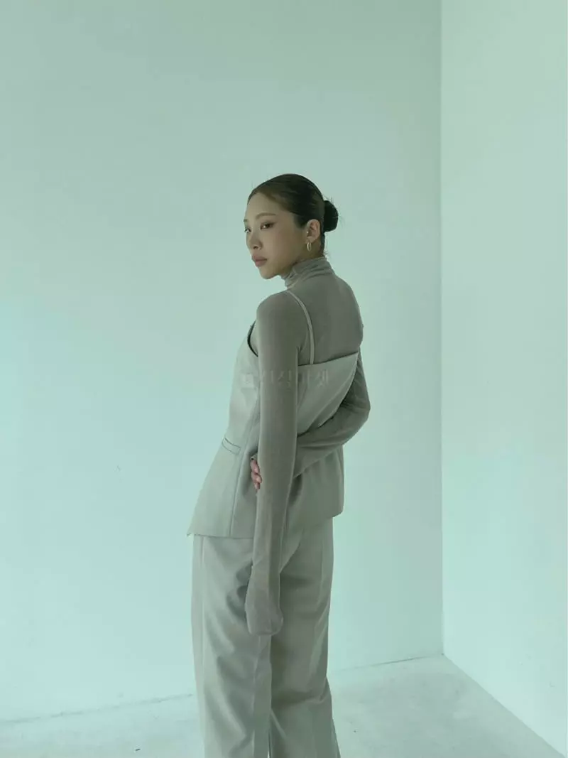 Creamvilla - Korean Women Fashion - #momslook - Banet Vest - 6