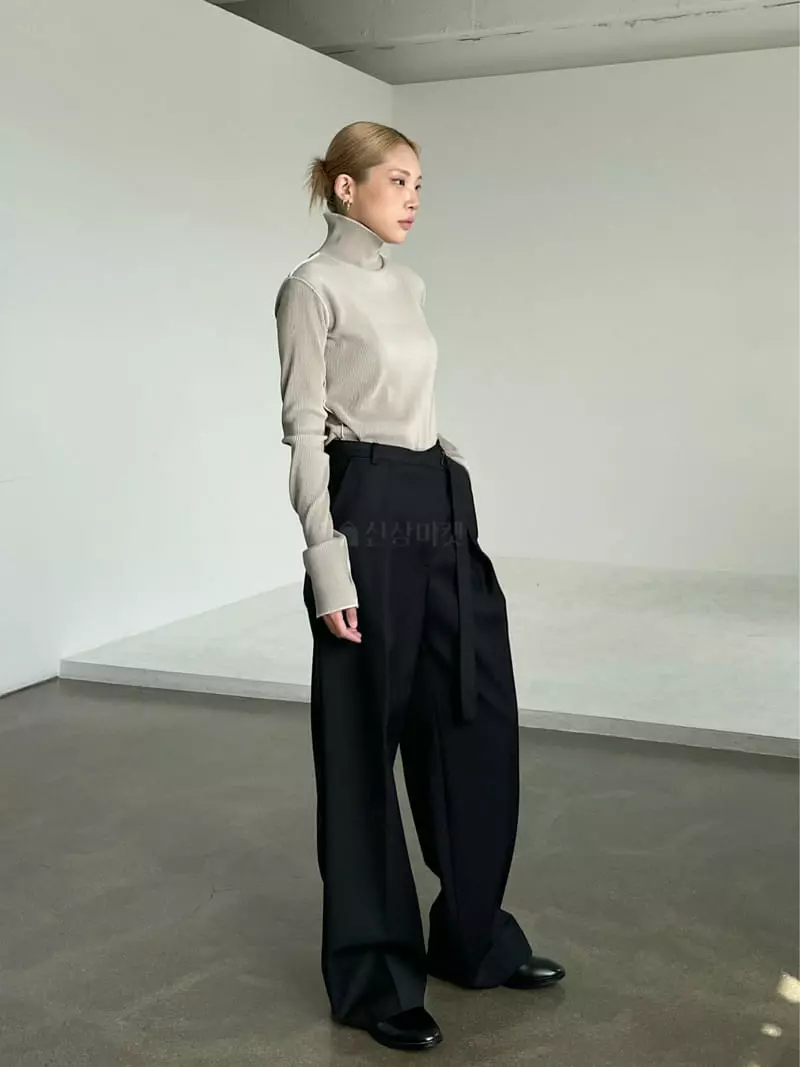 Creamvilla - Korean Women Fashion - #pursuepretty - Over Pleats Tee - 3