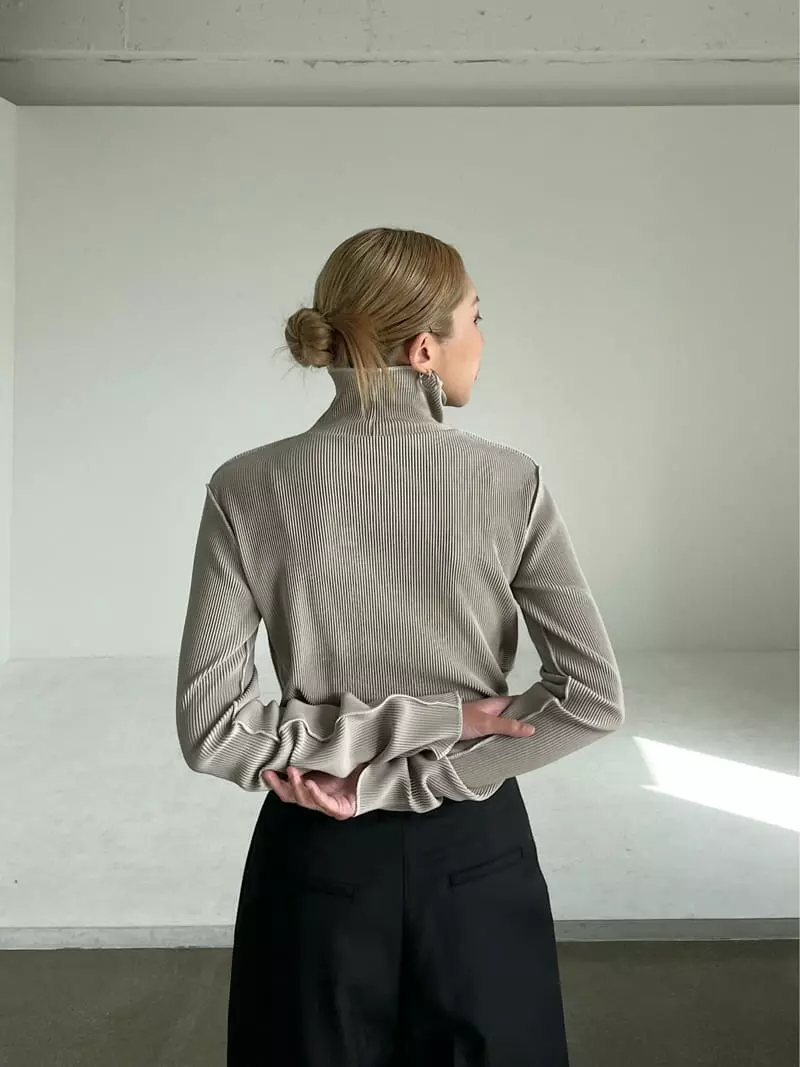 Creamvilla - Korean Women Fashion - #pursuepretty - Over Pleats Tee - 4