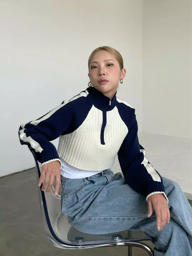 Creamvilla - Korean Women Fashion - #romanticstyle - Sweat Knit Zip-up - 2