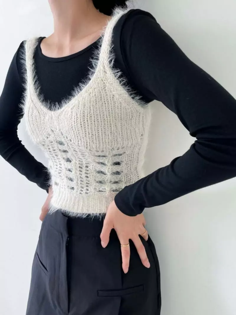 Creamvilla - Korean Women Fashion - #thelittlethings - Shasha Knit Bustier - 3