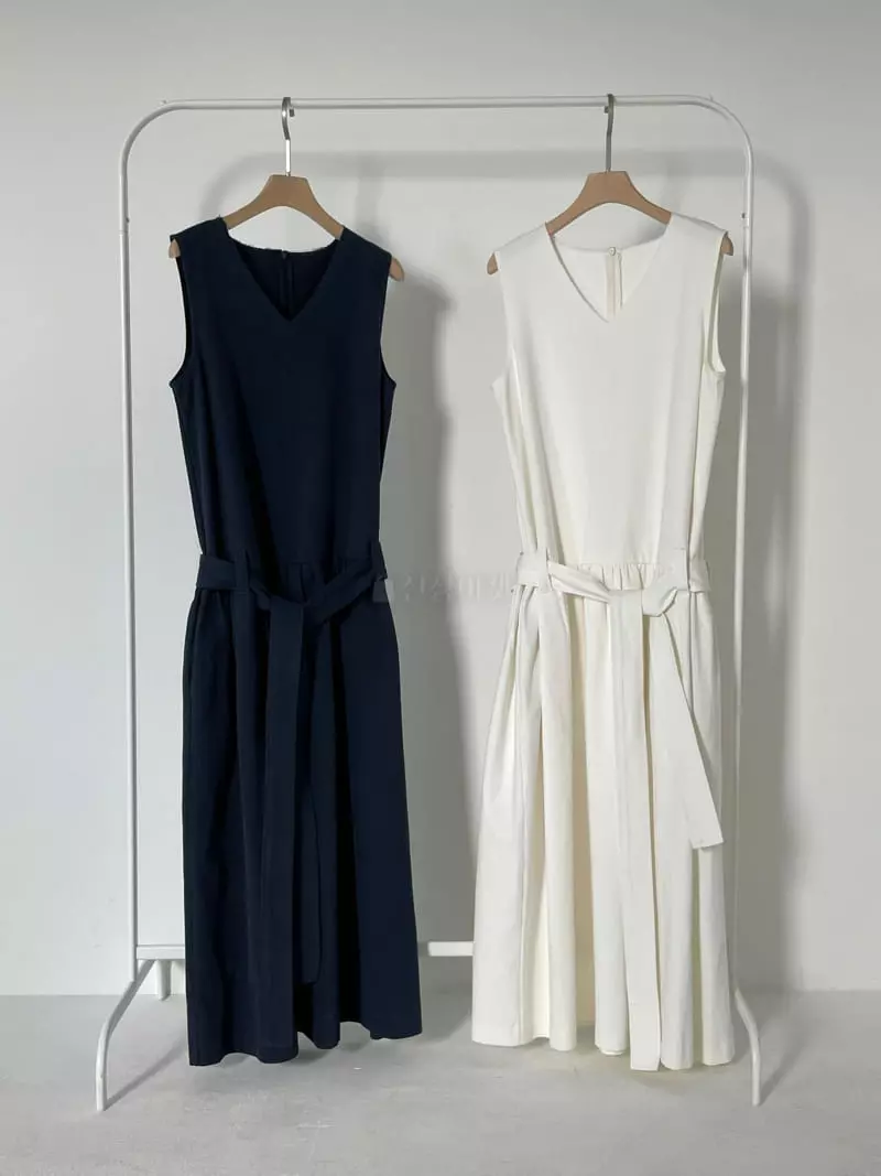 Creamvilla - Korean Women Fashion - #womensfashion - Row Pleats One-piece - 5