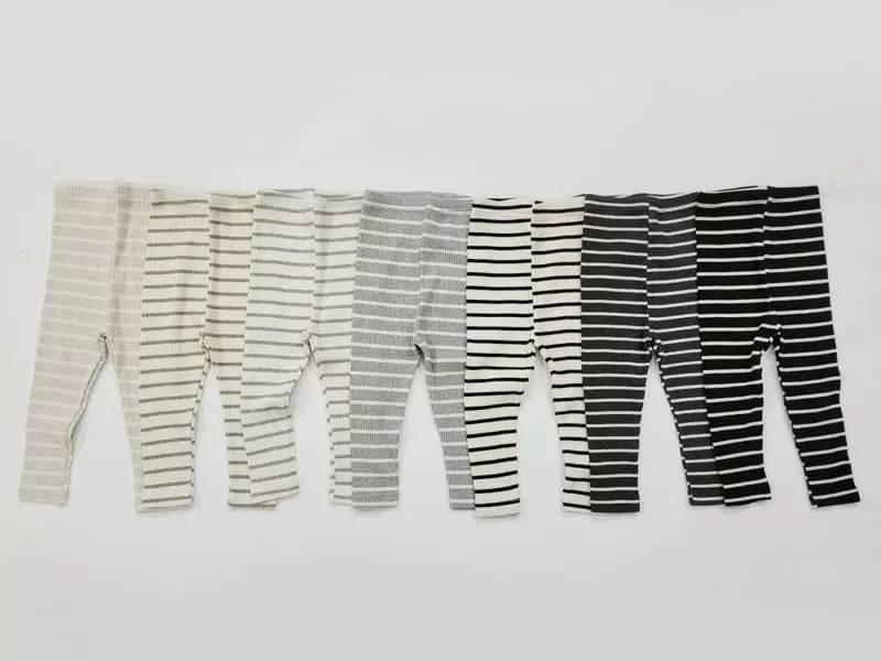 Daily Daily - Korean Children Fashion - #kidsshorts - Kid Dan Dan Line Leggings - 4