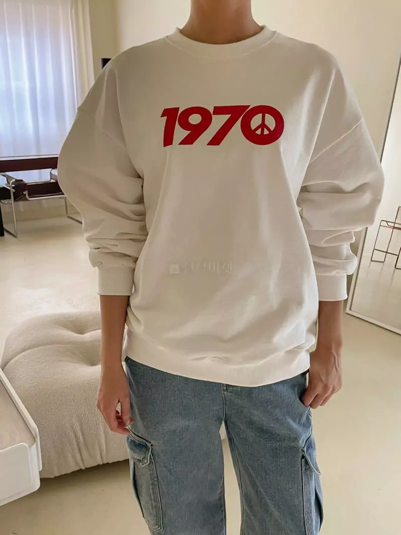 Dailyjud - Korean Women Fashion - #momslook - 1970 Sweatshirt