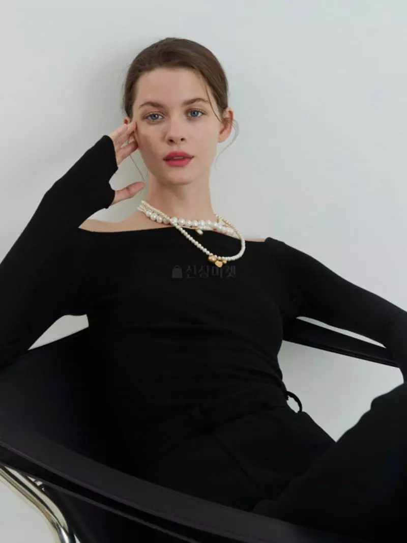 Dailyjud - Korean Women Fashion - #womensfashion - Off Shoulder Tee - 2
