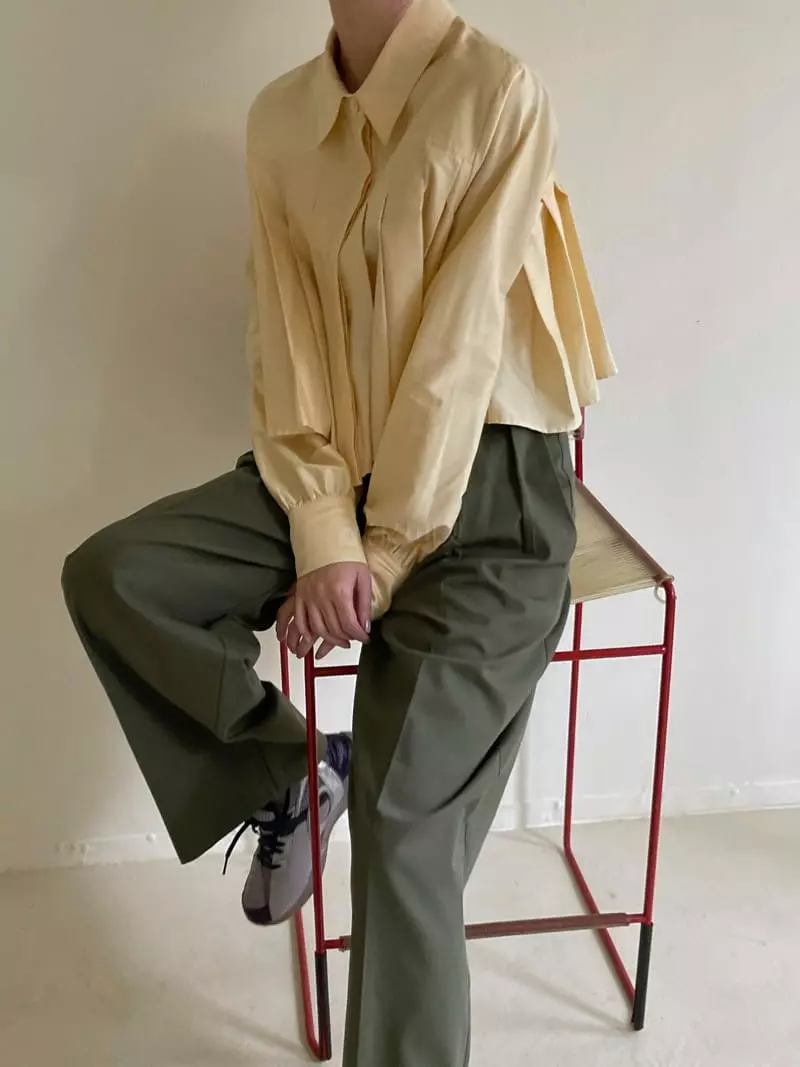 Dailyjud - Korean Women Fashion - #womensfashion - Age Crop SHIrt - 2