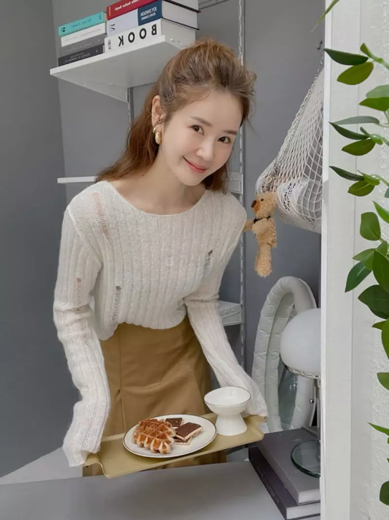 Dailyjud - Korean Women Fashion - #womensfashion - Rib Miss Knit Tee - 9