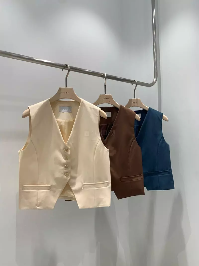 Daisy - Korean Women Fashion - #momslook - Hug Vest - 11