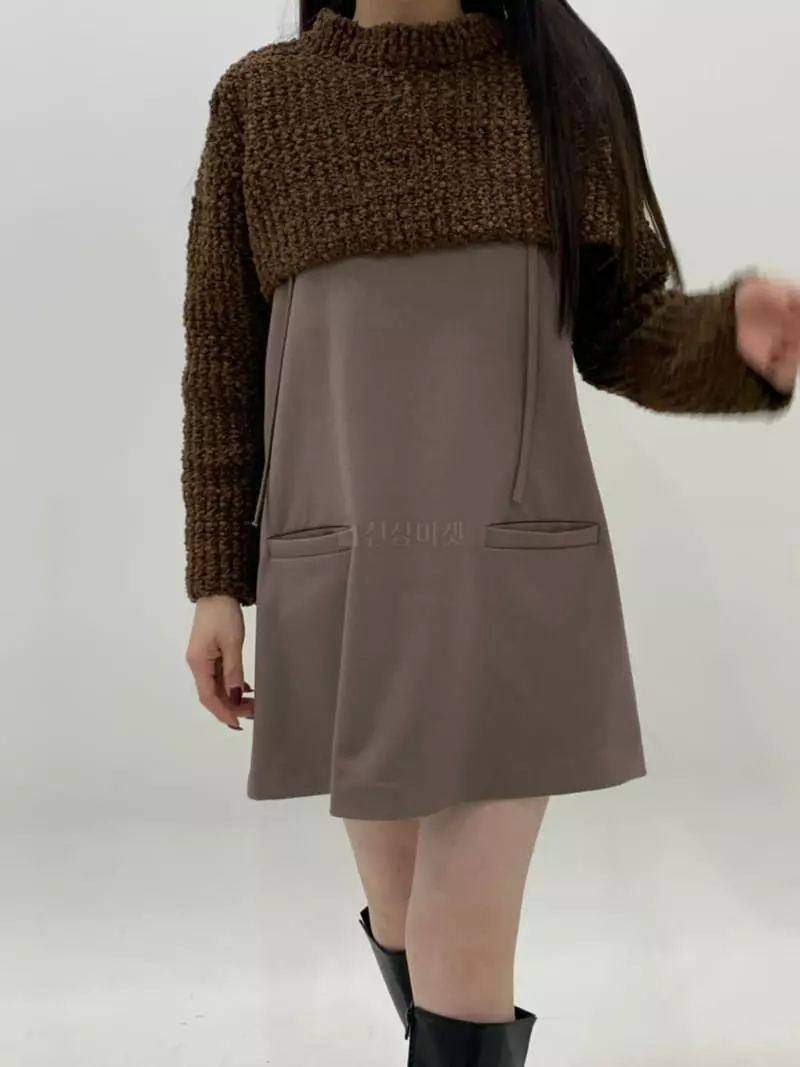 Daisy - Korean Women Fashion - #momslook - Crop Knit Tee - 6