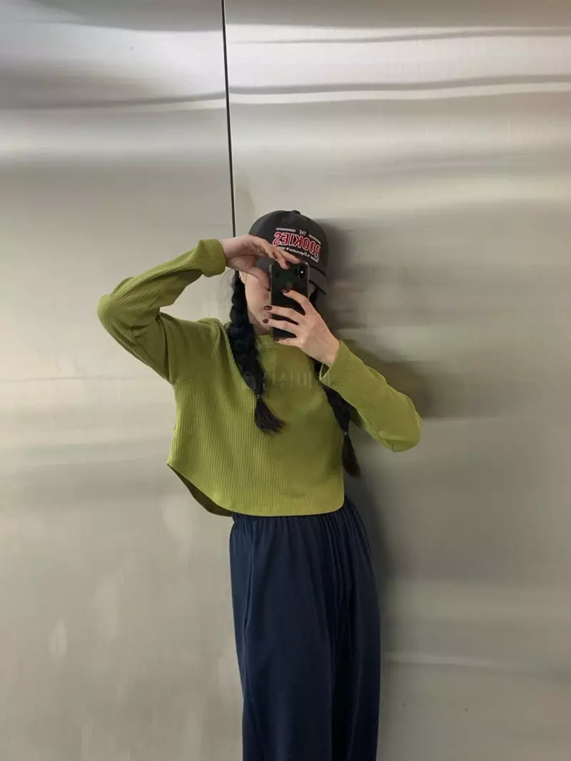 Daisy - Korean Women Fashion - #momslook - Momo Crop Tee - 10