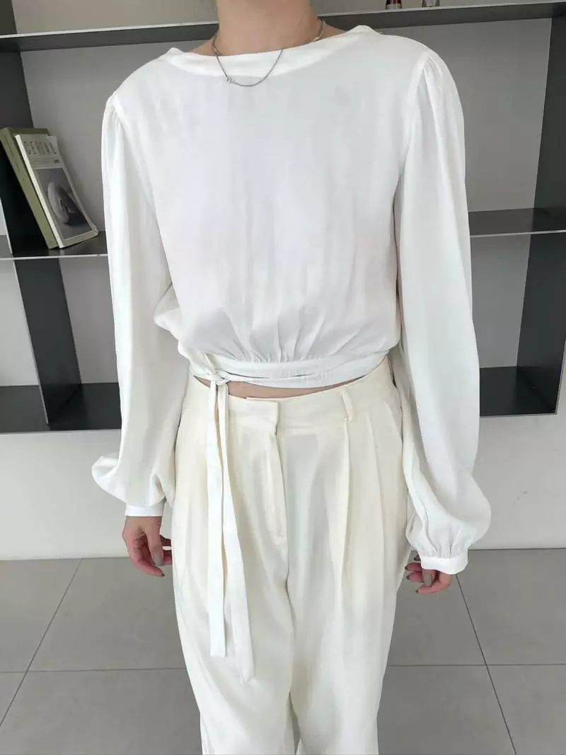 Daisy - Korean Women Fashion - #momslook - Roel Blouse - 2