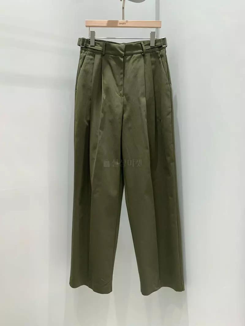 Daisy - Korean Women Fashion - #restrostyle - Yang Buckle Pants - 7