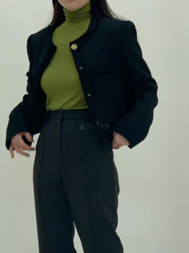 Daisy - Korean Women Fashion - #romanticstyle - Bobi Turtleneck Tee - 2