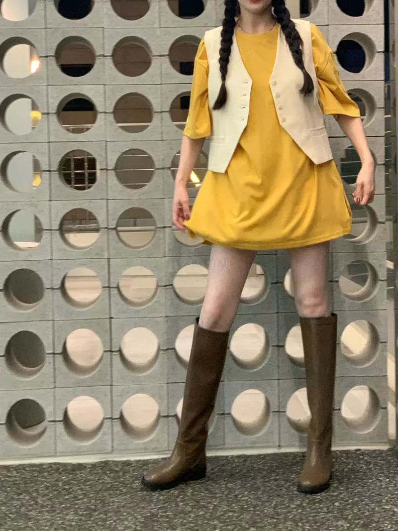 Daisy - Korean Women Fashion - #womensfashion - Hug Vest - 2