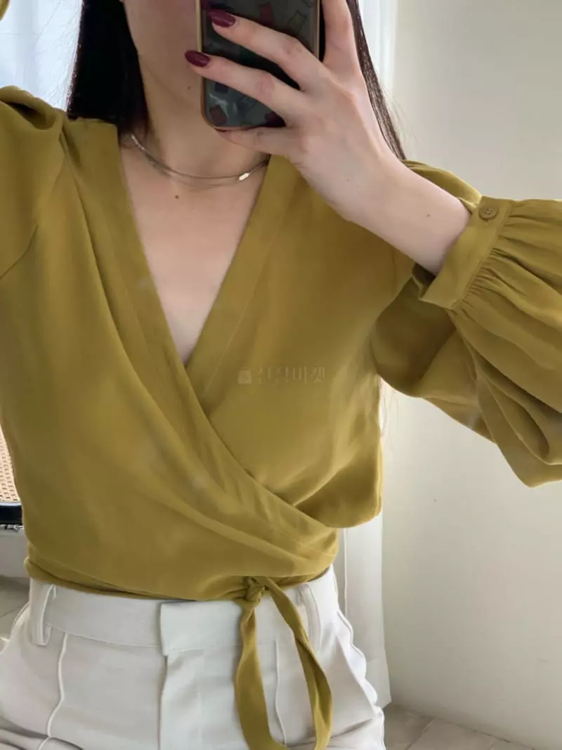 Daisy - Korean Women Fashion - #womensfashion - Roel Blouse - 5