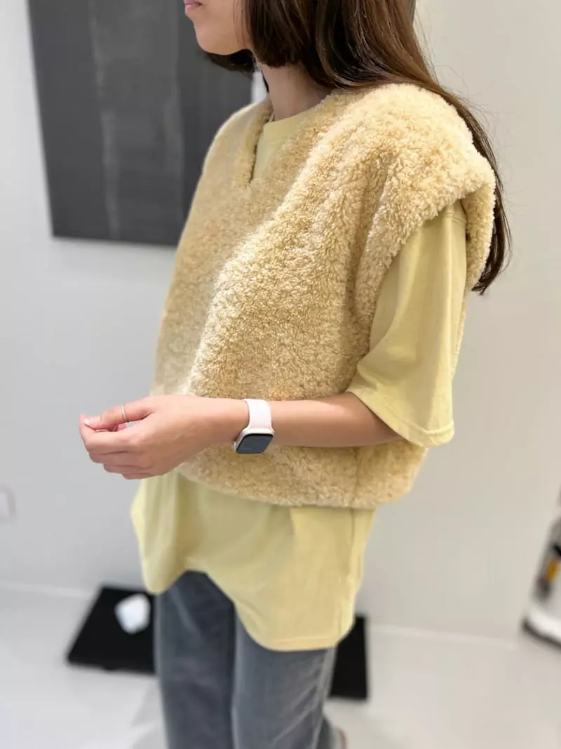 Dayday - Korean Women Fashion - #pursuepretty - Bear Vest - 7