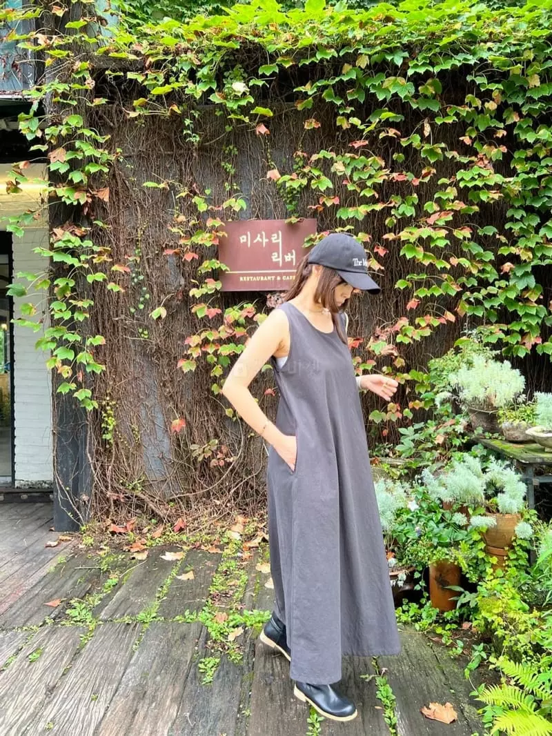 Dayday - Korean Women Fashion - #restrostyle - Sleeveless One-piece - 5