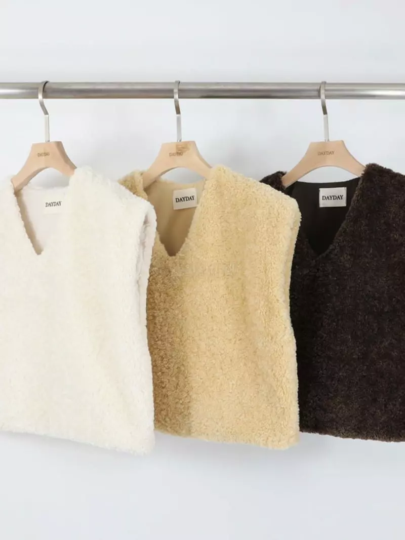 Dayday - Korean Women Fashion - #romanticstyle - Bear Vest - 9