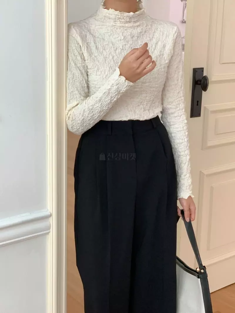 Denali - Korean Women Fashion - #shopsmall - Fring Tee - 8