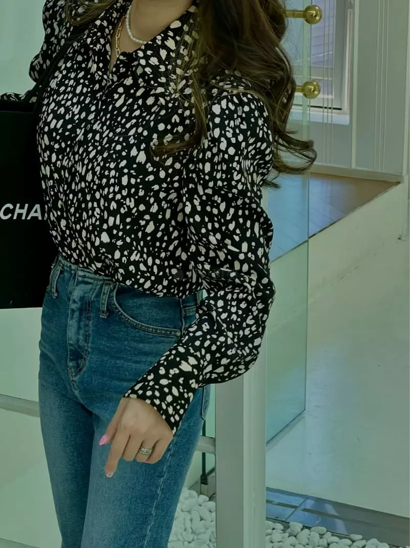 Douze - Korean Women Fashion - #restrostyle - Shirring Blouse - 5