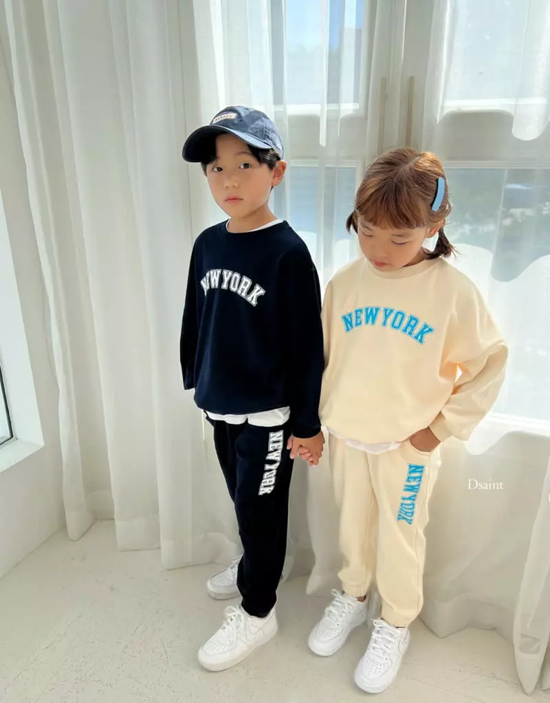 Dsaint - Korean Children Fashion - #Kfashion4kids - Line New York Top Bottom Set