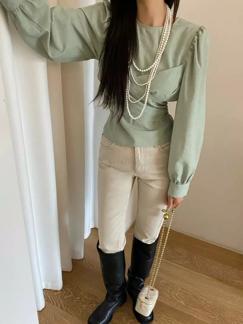 Duplo - Korean Women Fashion - #momslook - Puff Wrap Shirring Blouse - 2
