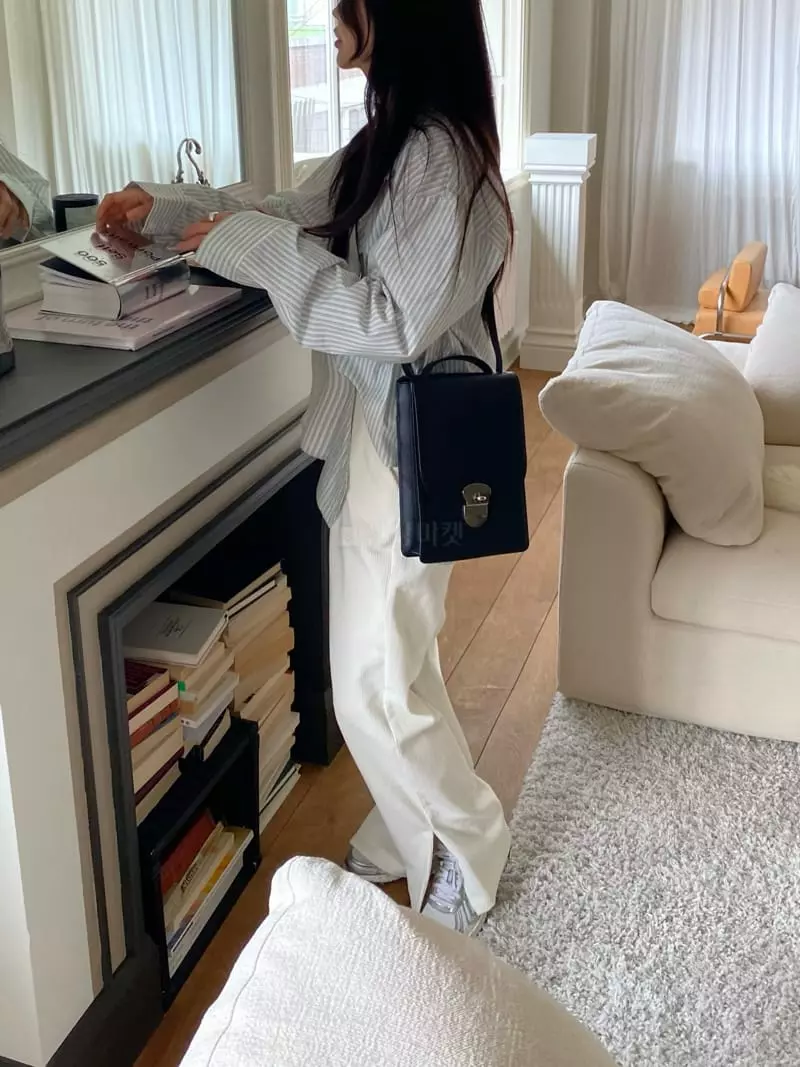 Duplo - Korean Women Fashion - #womensfashion - Corduroy Pants