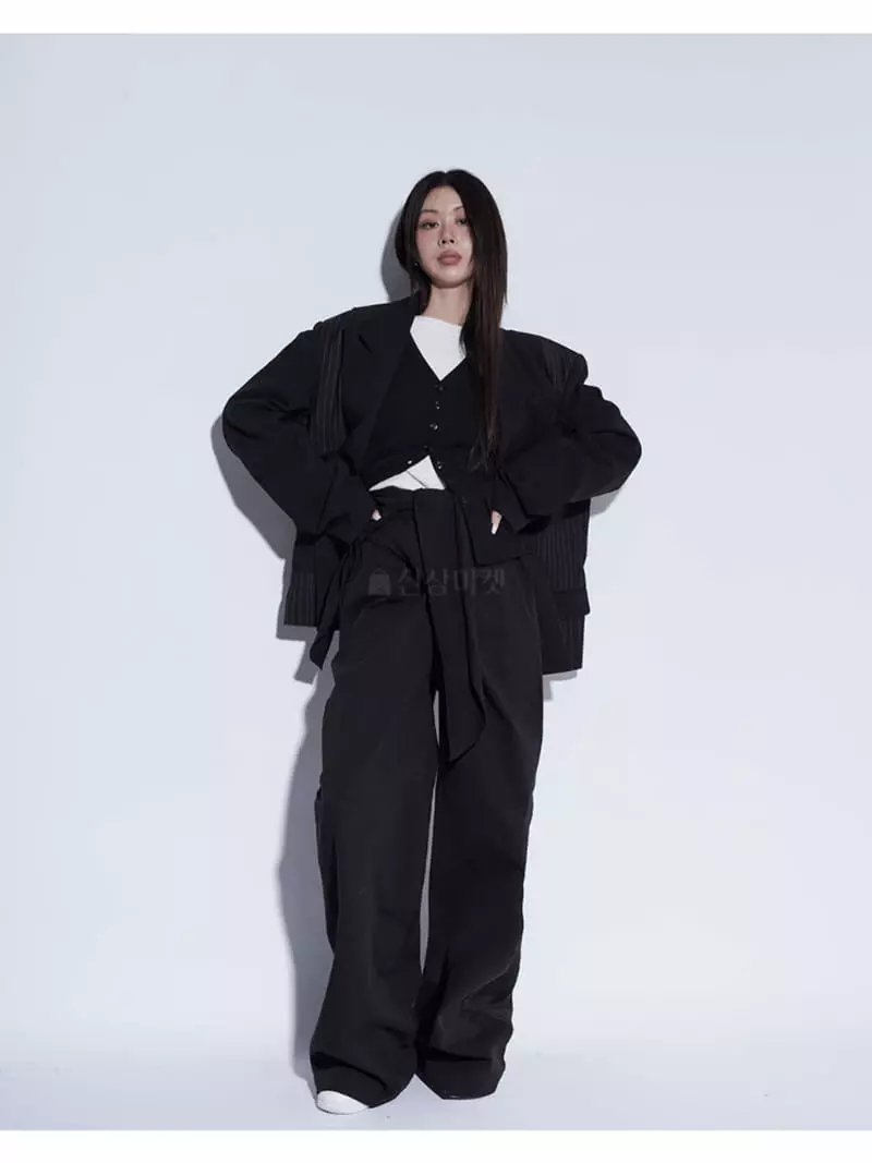 Earn - Korean Women Fashion - #momslook - Color Stripes Jacket - 8