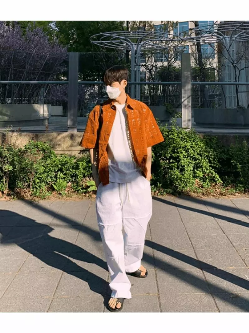 Earn - Korean Women Fashion - #momslook - Knee Wide Pants - 10