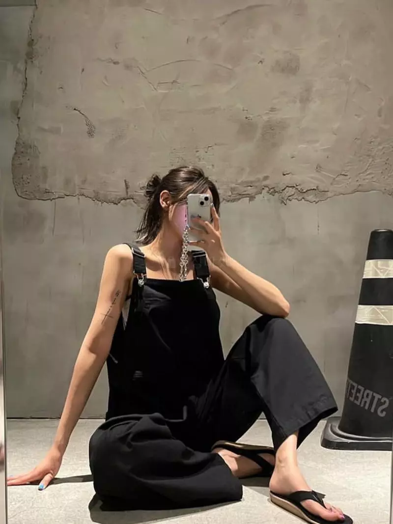 Edison Store - Korean Women Fashion - #momslook - Walk Dungarees Pants - 3