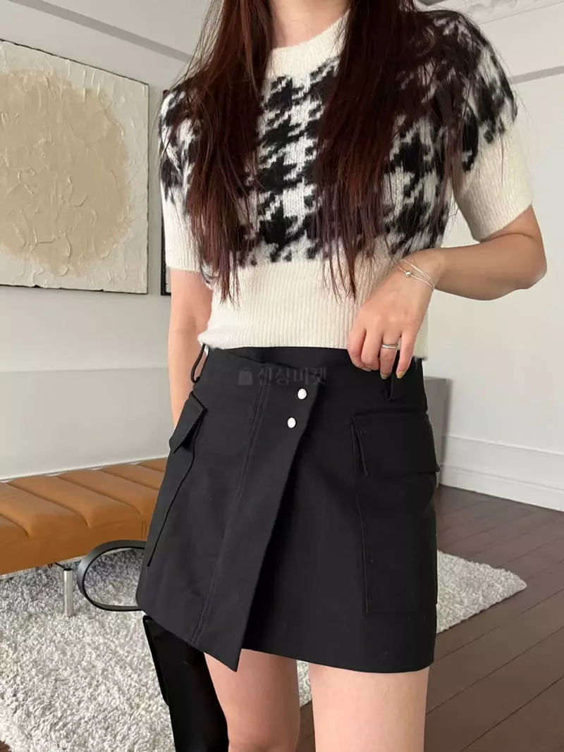 Egg Is - Korean Women Fashion - #momslook - Bennis Knit Tee - 2