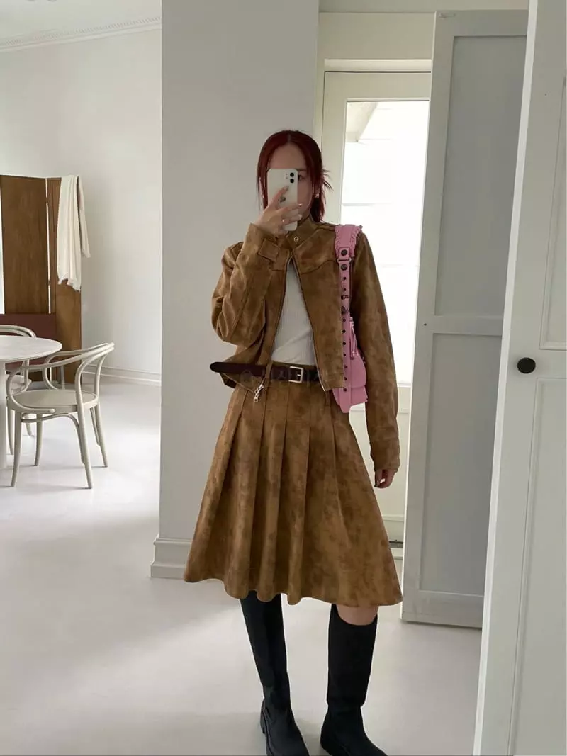 Egg Is - Korean Women Fashion - #womensfashion - Moar Suede Skirt - 7
