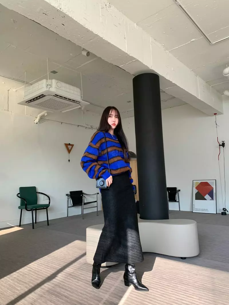 Egg Is - Korean Women Fashion - #womensfashion - Recode Knit Tee - 2