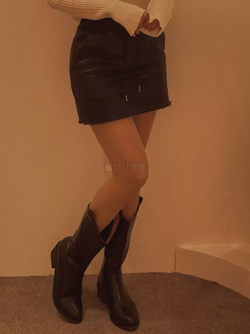 Fabric Seoul - Korean Women Fashion - #momslook - Metak Mini Skirt