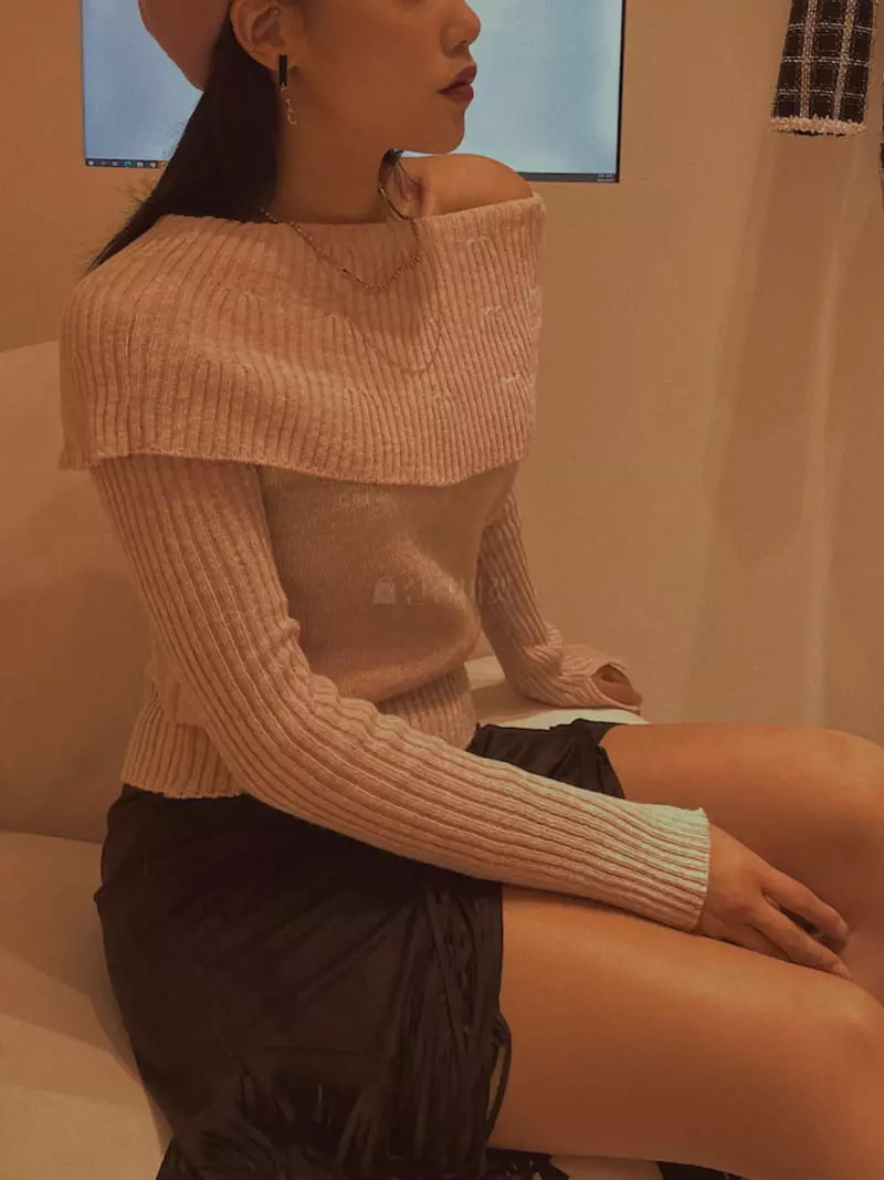Fabric Seoul - Korean Women Fashion - #momslook - Leeds Cape Knit Tee - 12