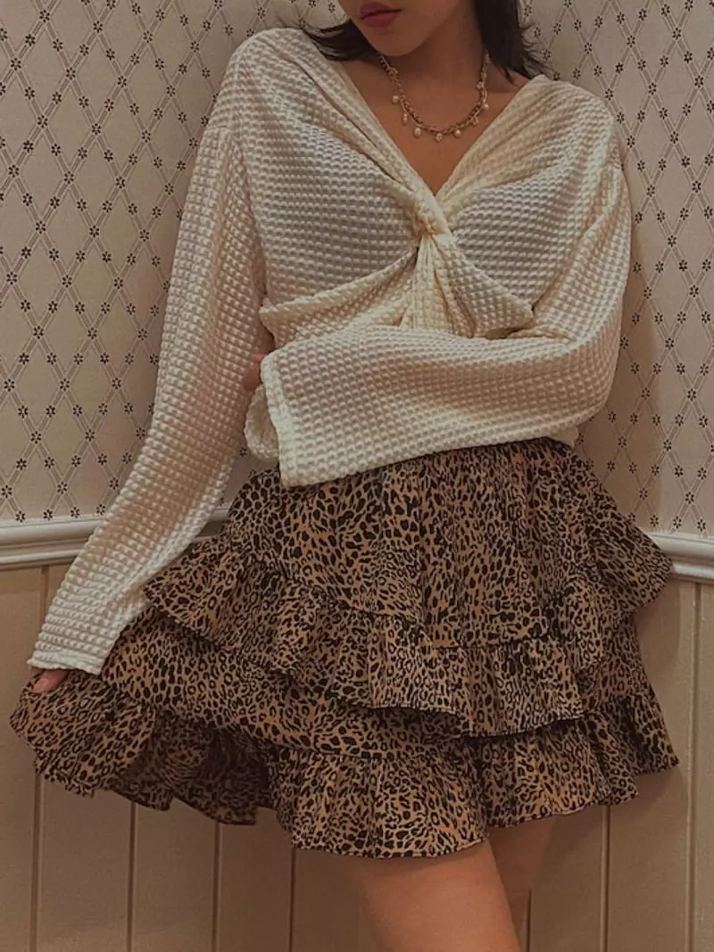 Fabric Seoul - Korean Women Fashion - #pursuepretty - Twist Embo Blouse - 8