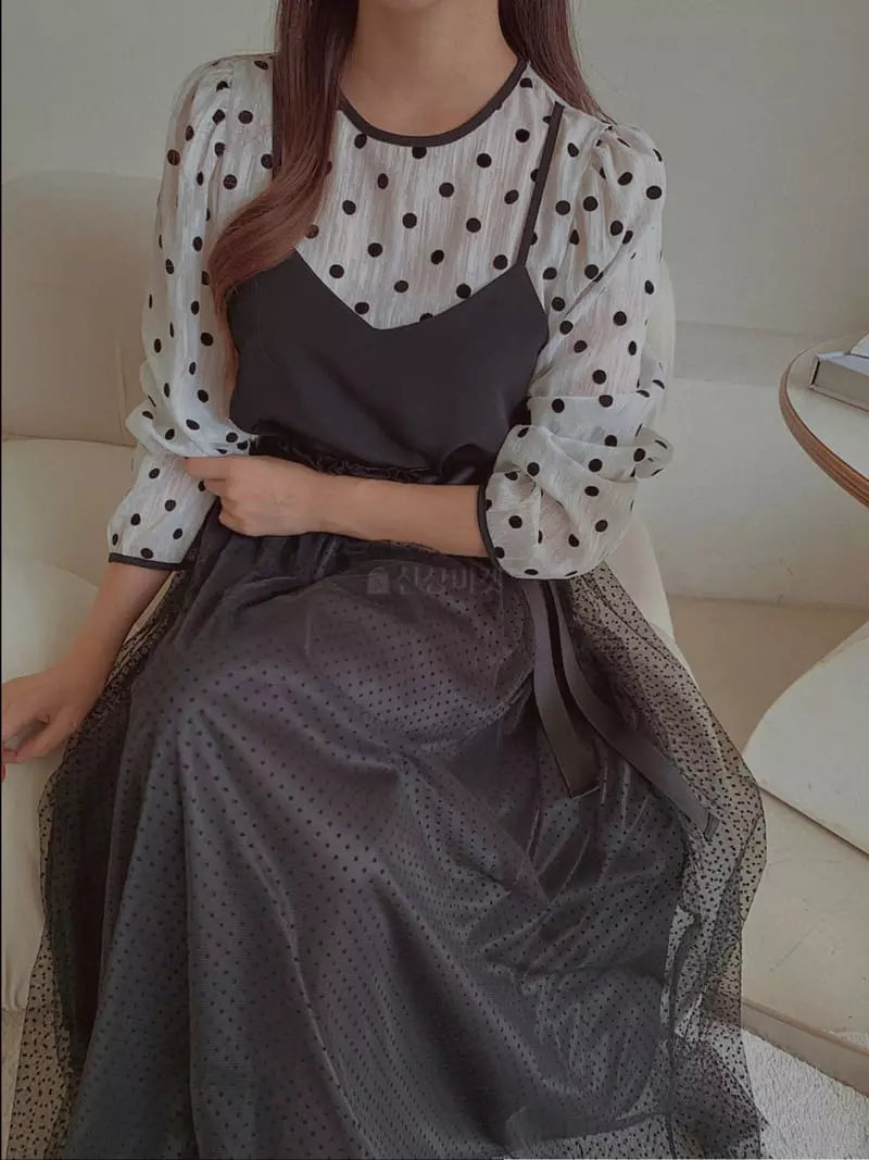 Fabric Seoul - Korean Women Fashion - #restrostyle - Dot Bustier Blouse - 11