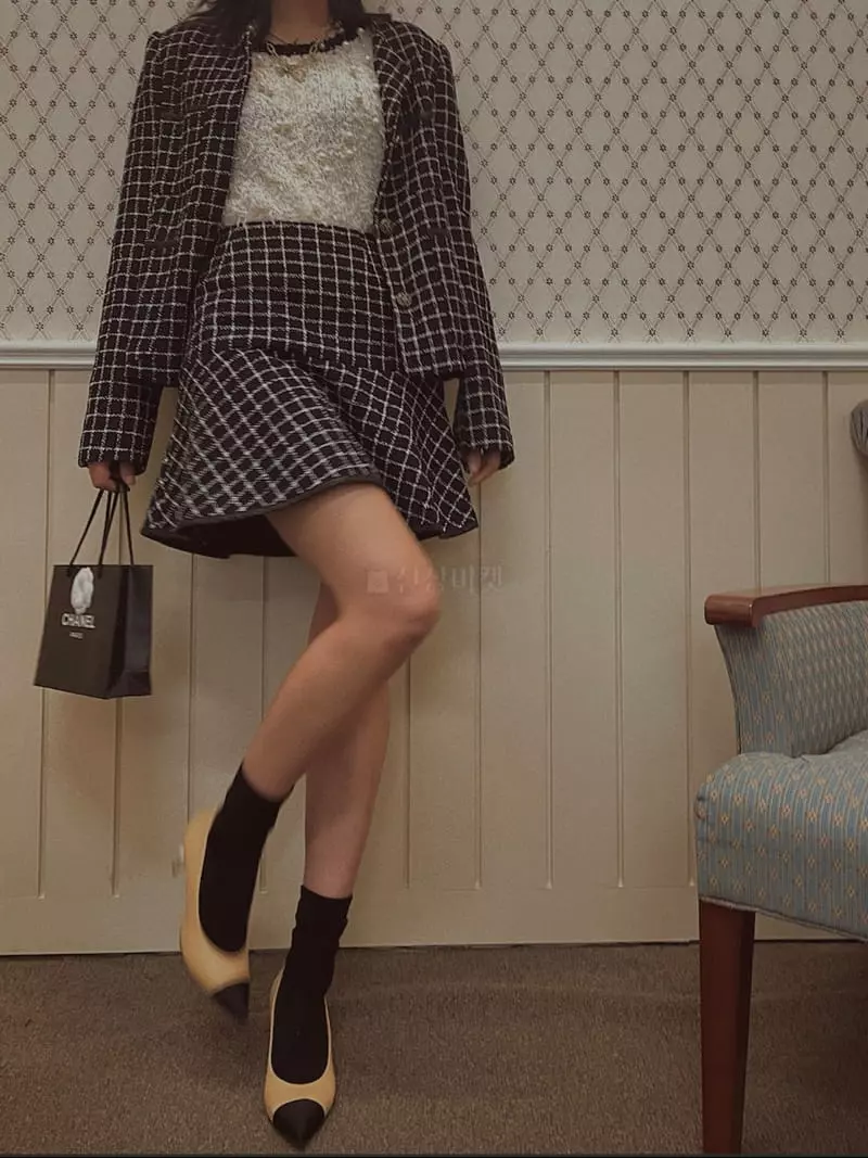 Fabric Seoul - Korean Women Fashion - #vintageinspired - Roy Twid Set - 11