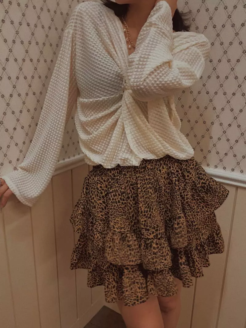 Fabric Seoul - Korean Women Fashion - #womensfashion - Twist Embo Blouse