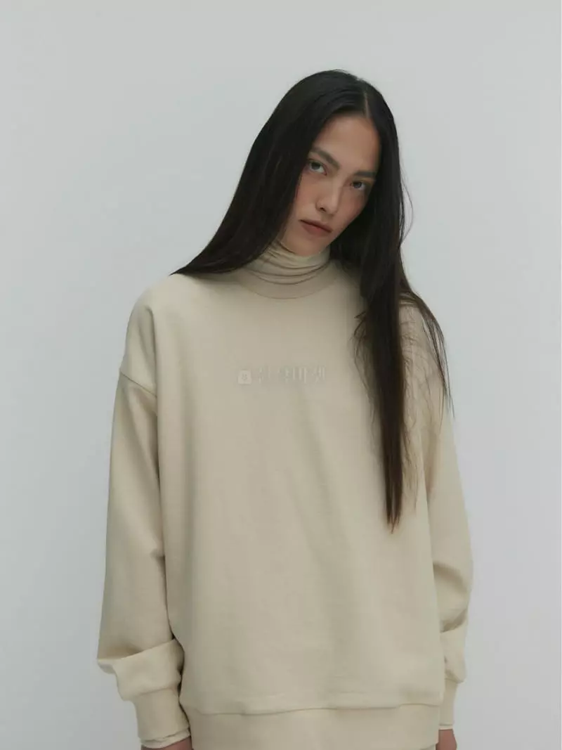 Fave - Korean Women Fashion - #vintagekidsstyle - Solid Sweatshirt - 2