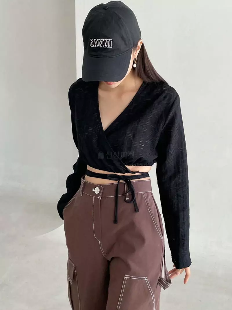 Feffer - Korean Women Fashion - #momslook - Lubic Blouse