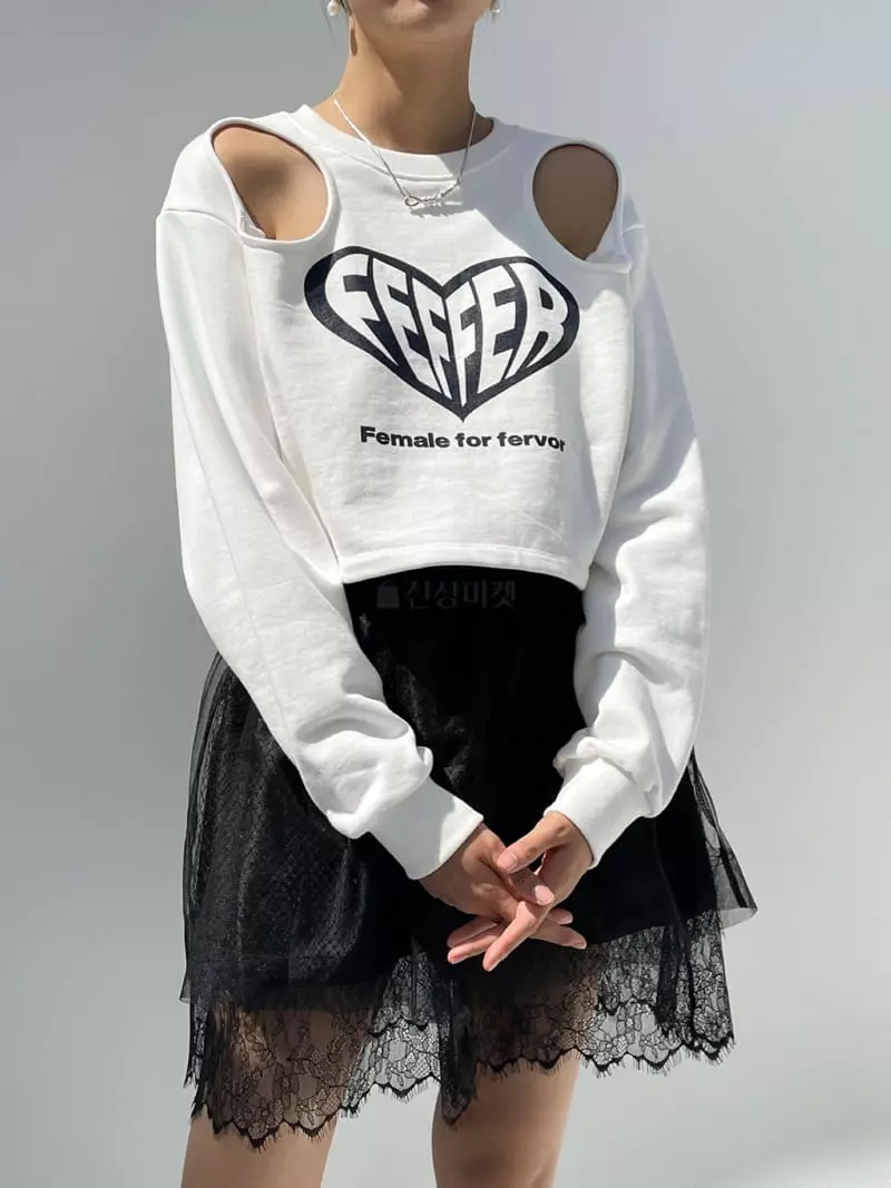 Feffer - Korean Women Fashion - #restrostyle - Hear Sweatshirt - 3