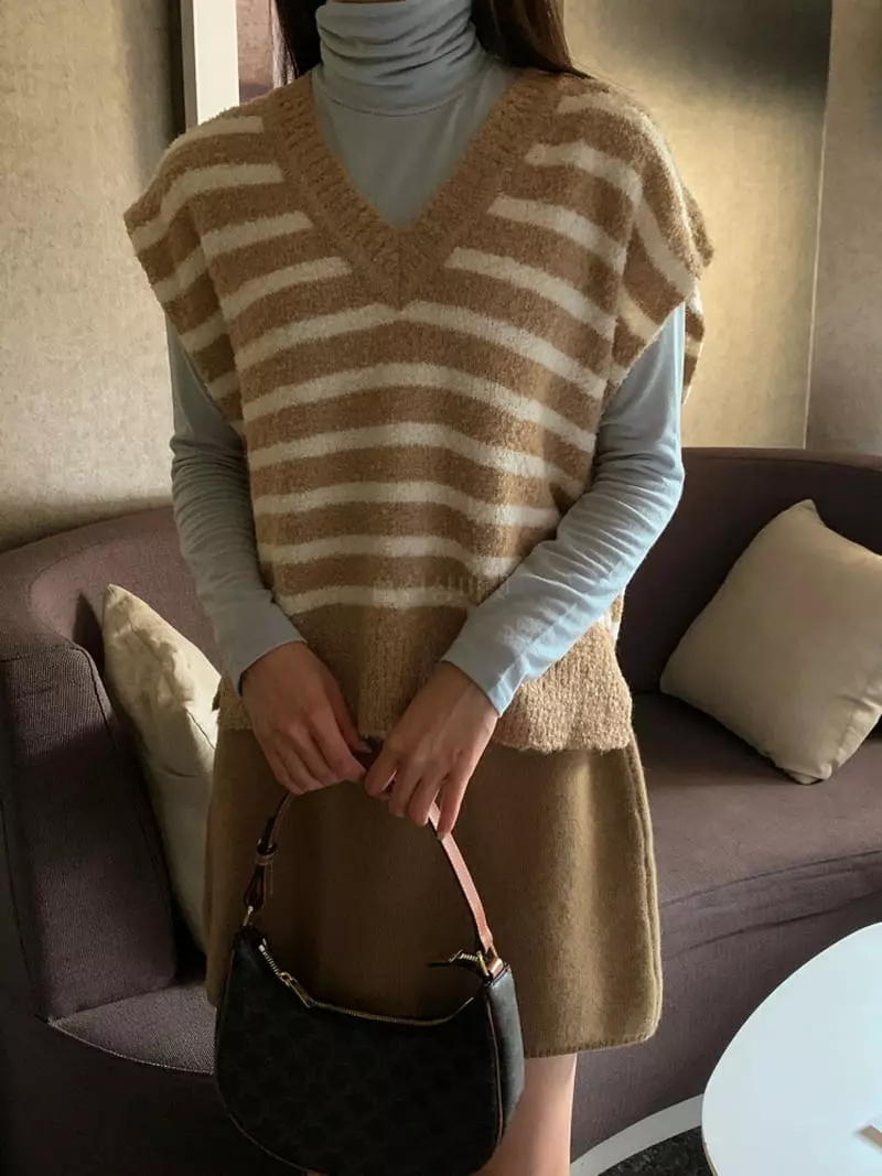 Ff - Korean Women Fashion - #womensfashion - Alpaca Stripes Knit tee - 10
