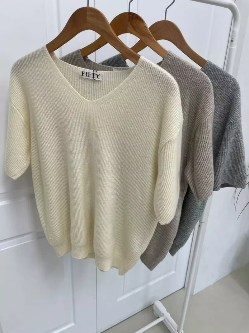 Fifty - Korean Women Fashion - #momslook - Niyou Knit Tee - 7