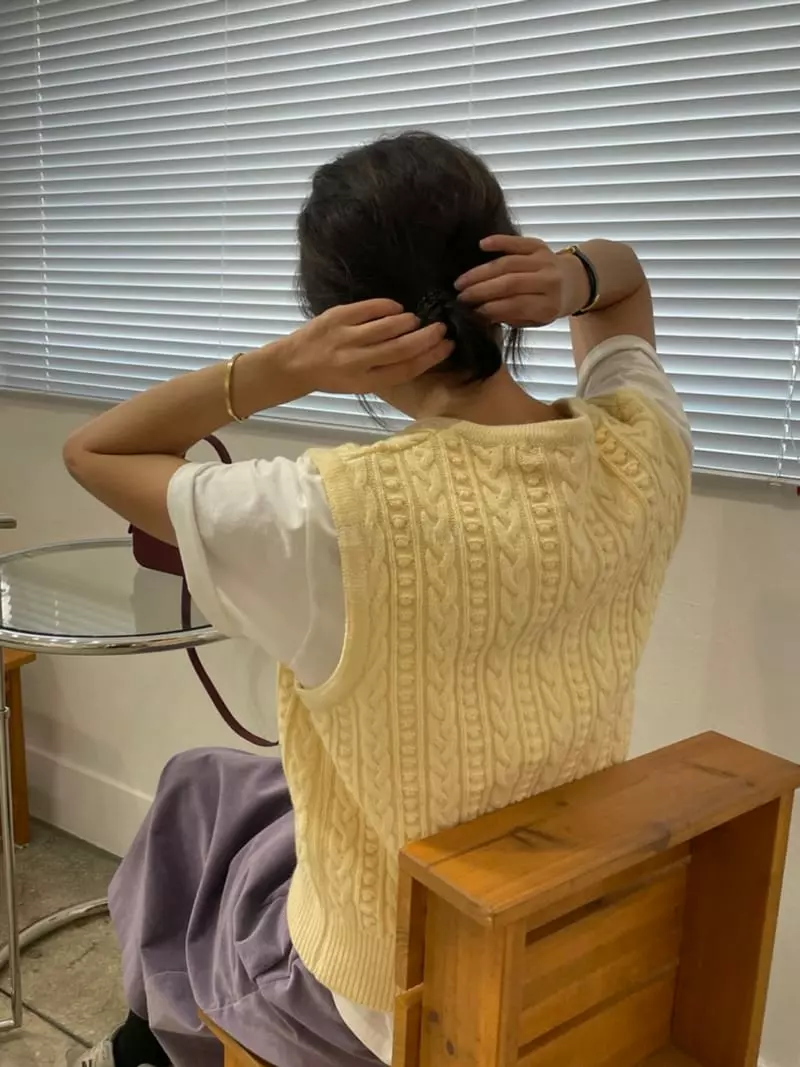 Fifty - Korean Women Fashion - #momslook - Twist Vest - 10