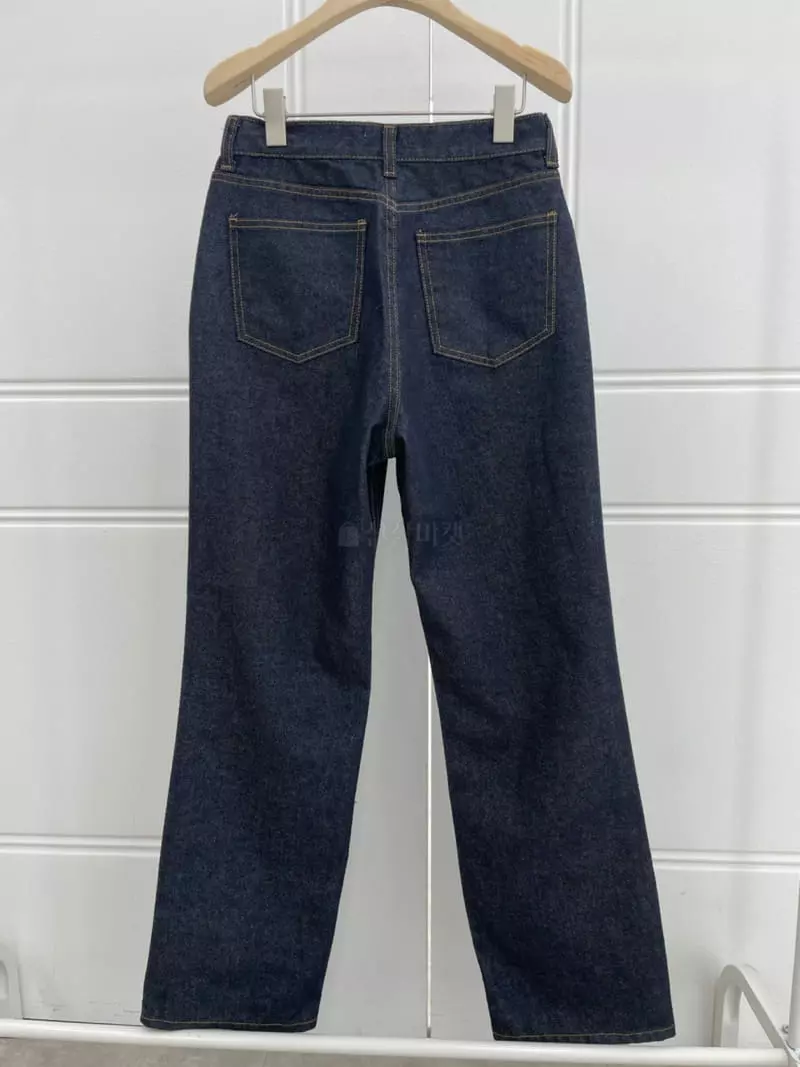 Fifty - Korean Women Fashion - #romanticstyle - Dark Jeans